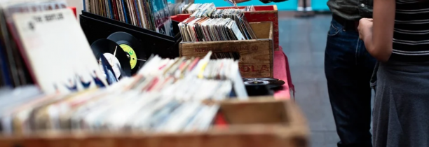Une vente de vinyles au Bazaar Saint-So ce dimanche