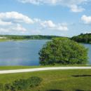 Le Valjoly : un lac pour se divertir et se ressourcer