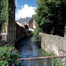 Découvrir les beaux lieux de la région à travers "Le village préféré des Français"