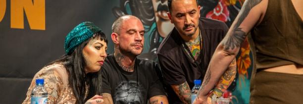 Les tattoo artists heureux de retrouver leur public